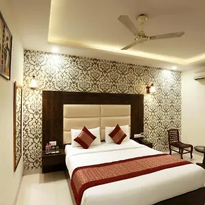 3* Bed & Breakfast Travel At Delhi Airport